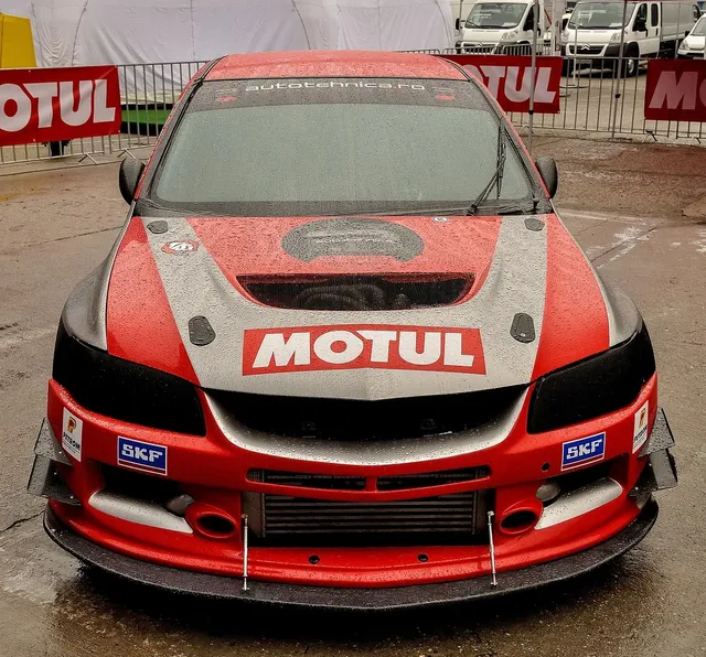Mitsubishi M57215L